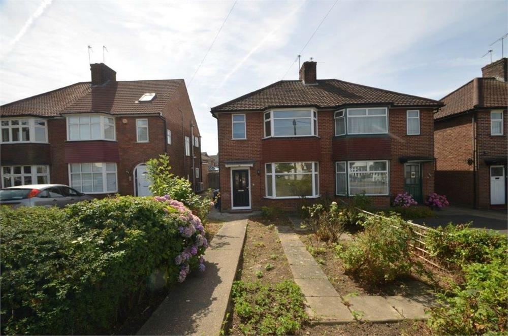 Bunns Lane, Mill Hill